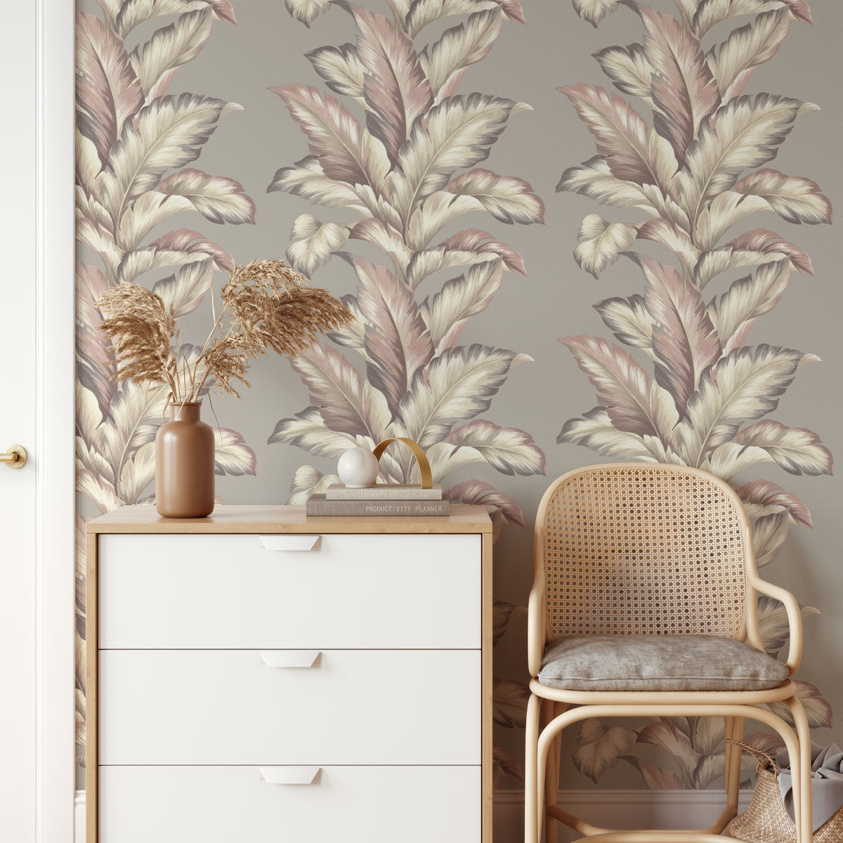 Lau Lau Wallpaper In Silver